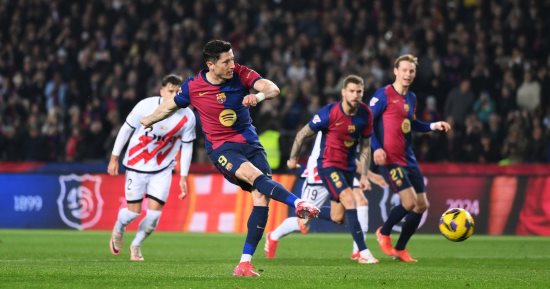 موعد مباراة برشلونة ضد ريال سوسيداد فى الدورى الإسبانى والقناة الناقلة