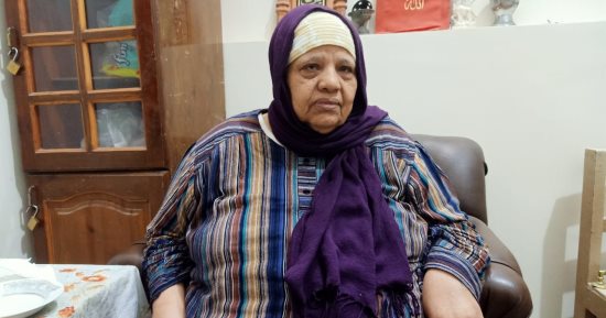 "نفيسة".. تمحو أمية أهل بلدتها وتحفيظهم القرآن وتعليم الفتيات التفصيل