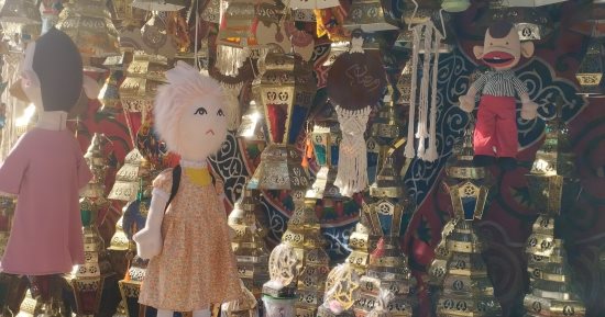 وحوى يا وحوى.. رواج فانوس رمضان بالمنيا وعرائس بوجى وطمطم الأكثر مبيعا.. صور
