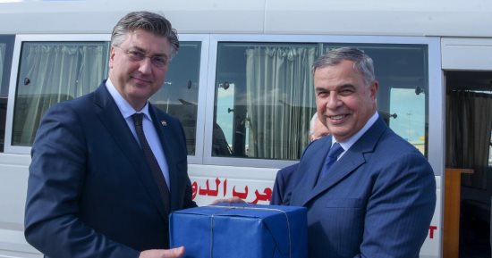 محافظ الإسكندرية: علاقات مصر وكرواتيا التاريخية تنعكس فى القضايا المشتركة
