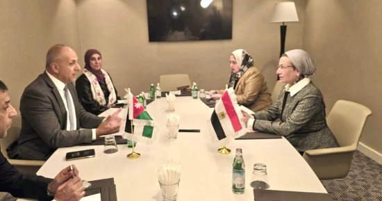 وزيرة البيئة تبحث مع نظيرها الأردنى خطة المحافظة على بيئة البحر الأحمر
