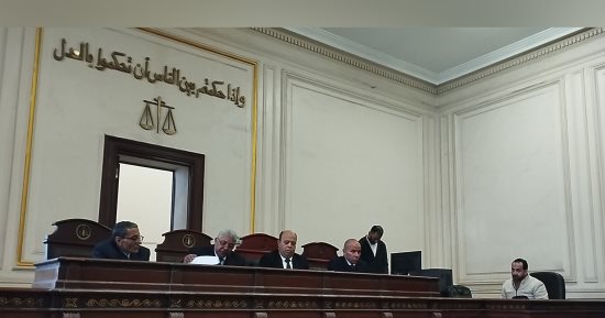 إحالة أوراق عامل استدرج شخصا ليلا بسبب خلاف مالي وتخلص منه بسلاح أبيض