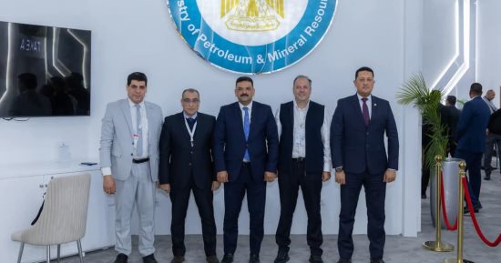 رئيس هيئة الثروة المعدنية يجتمع بقيادات إيقات لمناجم الذهب
