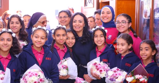 وزيرة التضامن تزور مدرسة تخرجت فيها قبل 35 عاماً
