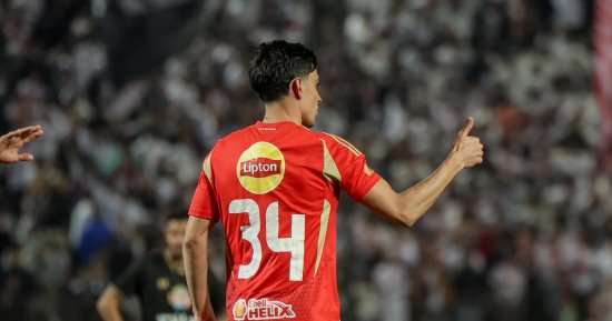 الأهلي ينتهي من قيد 5 لاعبين فى القائمة الأفريقية