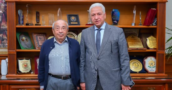 نقيب المهندسين واتحاد مقاولي غزة يبحثان توفير حلول تعزز المقومات الأساسية للحياة بالقطاع