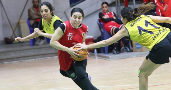 سيدات سلة الأهلى يفزن على الصيد بدورى السوبر