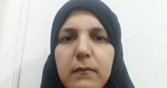 وزير الصحة يشيد بتفاني طبيبة في مستشفى أشمون وينعي والدتها