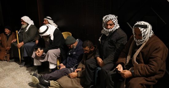 تأجيل إطلاق سراح الأسرى الفلسطينيين 