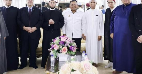 وزير الأوقاف: إرسال كتب ومراجع علمية تساعد في التصدي للأفكار المتطرفة إلى ماليزيا