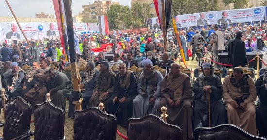 تسليم 2500 كارت "تكافل وكرامة" لدعم الأسر المستحقة بمركز ومدينة سوهاج.. صور
