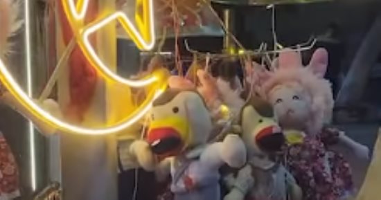 رمضان جانا.. رواج فانوس رمضان بالأسواق وعرائس بوجى وطمطم أكثر مبيعا.. فيديو