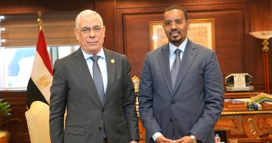 النائب العام يستقبل وزير الدولة للعدل والشؤون الدستورية الصومالى لبحث التعاون