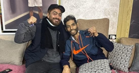 تامر حسنى يزور لاعب الزمالك السابق إبراهيم شيكا