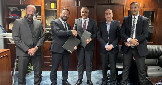 مصر للطيران توقع عقد شراكة لتوسيع قنوات التوزيع الجديدة