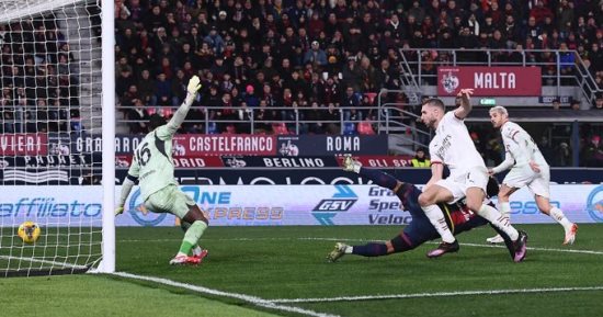 ميلان يسقط أمام بولونيا 2 - 1 فى الدورى الإيطالى (فيديو)
