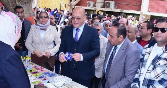 جامعة سوهاج تفتتح معرض "رمضان جانا" للسلع والمنتجات الأساسية