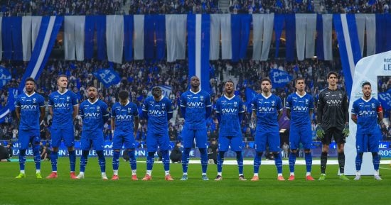 التعادل السلبى يحسم الشوط الأول بين الهلال ضد الأهلى 