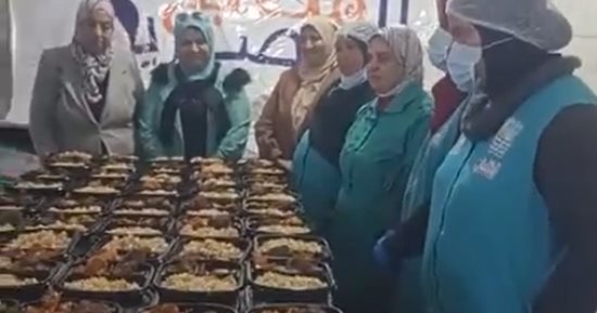 لحمة ورز وبطاطس.. وجبات إفطار من مطبخ المجلس القومي للمرأة بكفر الشيخ.. فيديو