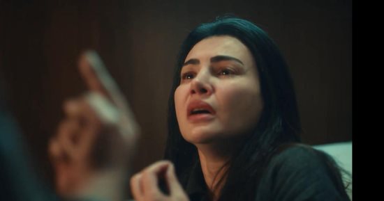 مسلسل حكيم باشا الحلقة الأولى.. دينا فؤاد تلد طفلاً من مصطفى شعبان