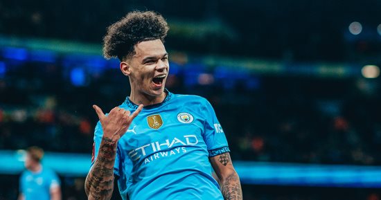 نيكو أورايلي لاعب الشهر في مانشستر سيتي لشهر أبريل