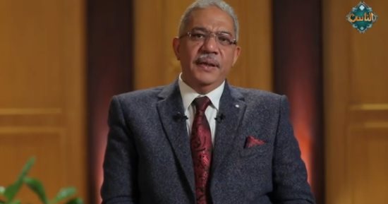 نائب رئيس جامعة الأزهر: الصيام ينقى الجسم من السموم 
