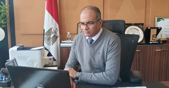 نائب وزير الإسكان يشارك فى الاجتماع الرابع للجنة برنامج إدارة مياه الشرب بمحافظة أسوان