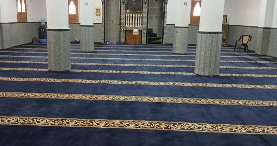 وزارة الأوقاف تفرش مساجد الجمهورية بأشكال جديدة من السجاد 