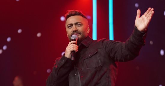 تامر حسنى يتقدم ببلاغ ضد تيك توكر بسبب فيلم ريستارت