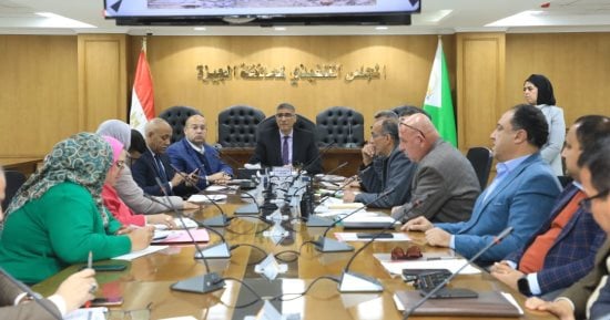 محافظ الجيزة يوجه بتشميع ورشة تدوير المواد البلاستيكية داخل الكتلة السكنية