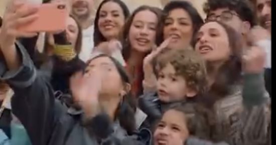 مسلسل كامل العدد 3 الحلقة 5.. دينا الشربيني وشريف سلامة يحتفلان مع أبنائهما بالعيد