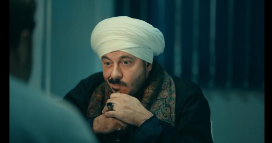 مسلسل حكيم باشا الحلقة 4.. وحمة فى يد الطفل الرضيع تشكك مصطفى شعبان فى نسبه