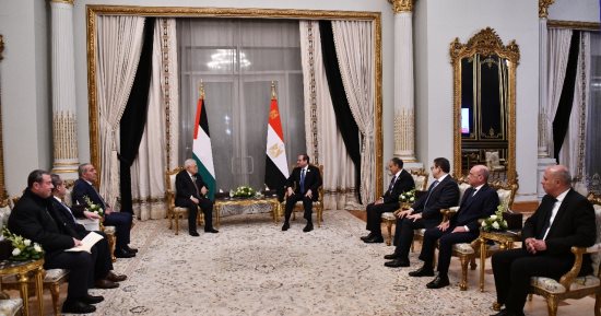 الرئيس السيسى يؤكد لـ" أبو مازن" دعم مصر الثابت والدائم للشعب الفلسطيني وقضيته العادلة