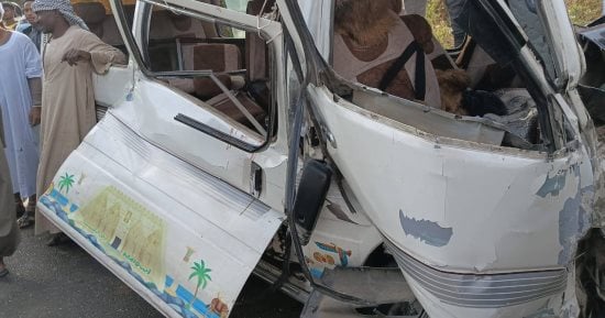 مصرع شخصين وإصابة 12 آخرين فى حادث انقلاب ميكروباص بالدقهلية