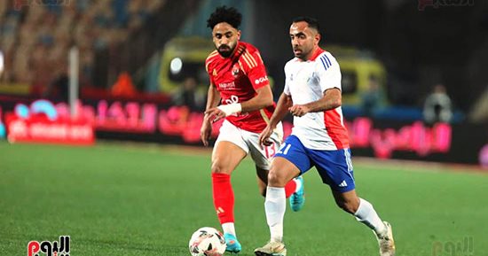 الأهلي يهزم طلائع الجيش بثنائية نظيفة في ختام المرحلة الأولى للدوري.. صور