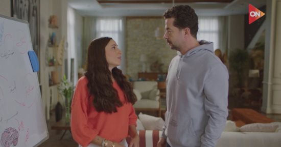 مسلسل كامل العدد الحلقة 7.. دينا الشربينى تخشى تحول ابنها لـ"شحاتة أبو كف"