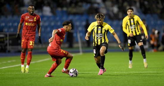 الاتحاد يخطف تعادلا مثيرا من القادسية فى الدوري السعودي (فيديو)