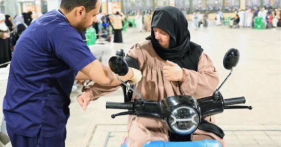للمرة الأولى.. "سكوتر" إسعافى لزوار المسجد النبوى