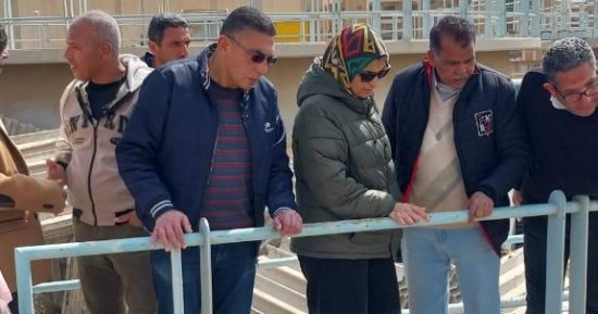 رئيس جهاز الشيخ زايد تتفقد محطات رفع الصرف الصحى وتنقية مياه الشرب بالمدينة