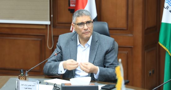محافظ الجيزة يشدد على تعزيز الانضباط المدرسى وتطبيق اللوائح الخاصة بالغياب