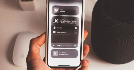 تأجيل إطلاق Smart Home Hub من Apple بسبب تأخيرات Siri