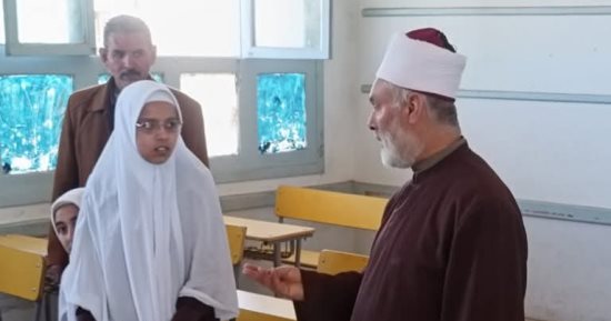 رئيس منطقة سوهاج الأزهرية يتفقد سير العملية التعليمية بمعاهد المزالوة