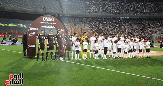 انسحاب الأهلي "قبلة الحياة" للزمالك ويعيده للمنافسة على الدورى