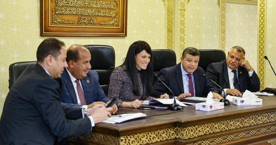 وزيرة التخطيط: حجم الاستثمارات الكليّة المنفذة بخطة 23/2024 بلغ 1626مليار جنيه