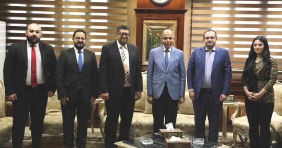 محافظ المنيا يستقبل وفد المكتب الفني للبابا تواضروس الثاني للتهنئة بشهر رمضان