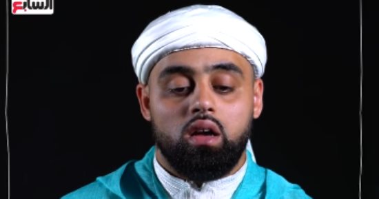 خشوع يلامس القلوب.. أذان المغرب بصوت الشيخ محمد أيوب عاصف.. فيديو