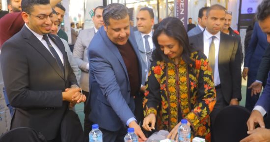 وزيرة التضامن تفتتح أكبر مطبخ ومائدة رحمن بالوراق ضمن جهود مؤسسة صناع الخير