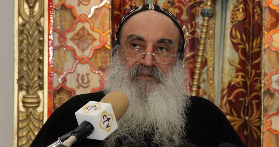 هل تغيير ملة أحد الطرفين يتيح الطلاق بالمسيحية؟ (تفاصيل)