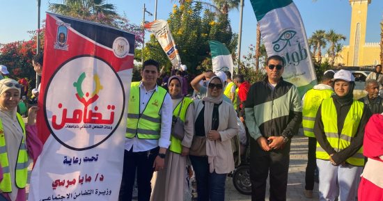 رئيس الوزراء يشهد مراسم توقيع عدد من الاتفاقيات بين الحكومة والقطاع الخاص