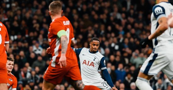 توتنهام ضد ألكمار.. السيبرز يتقدم 1-0 في الشوط الأول بموقعة الدوري الأوروبي